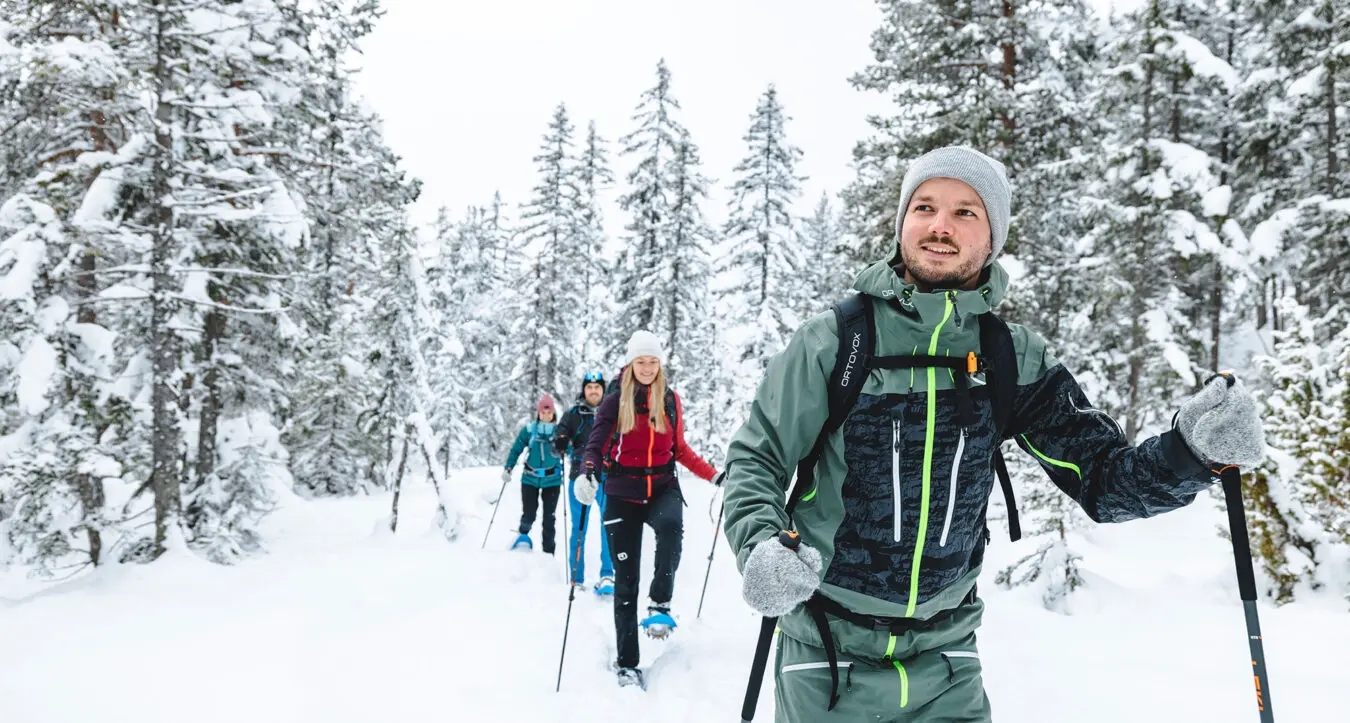 Schneeschuhwandern - Winterurlaub in der Urlaubsregion Schladming-Dachstein Schneeschuhwandern - Winterurlaub in der Urlaubsregion Schladming-Dachstein